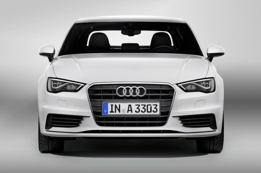  Audi A3 Sedan 2.0 TDI (8V) 2013 года  (WW) (фото 24 из 42)